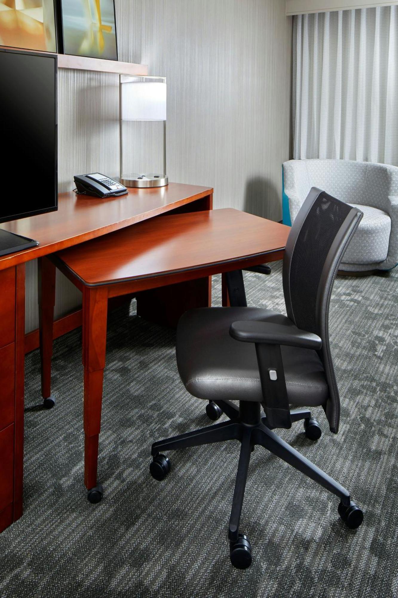 Courtyard By Marriott San Antonio Six Flags At The Rim Hotell Eksteriør bilde