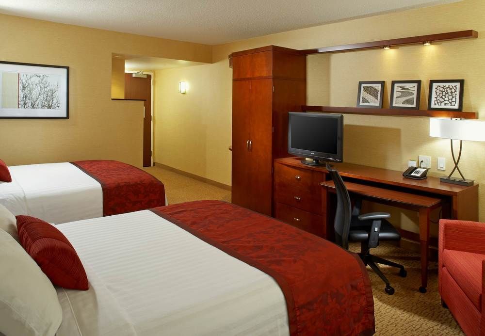 Courtyard By Marriott San Antonio Six Flags At The Rim Hotell Rom bilde