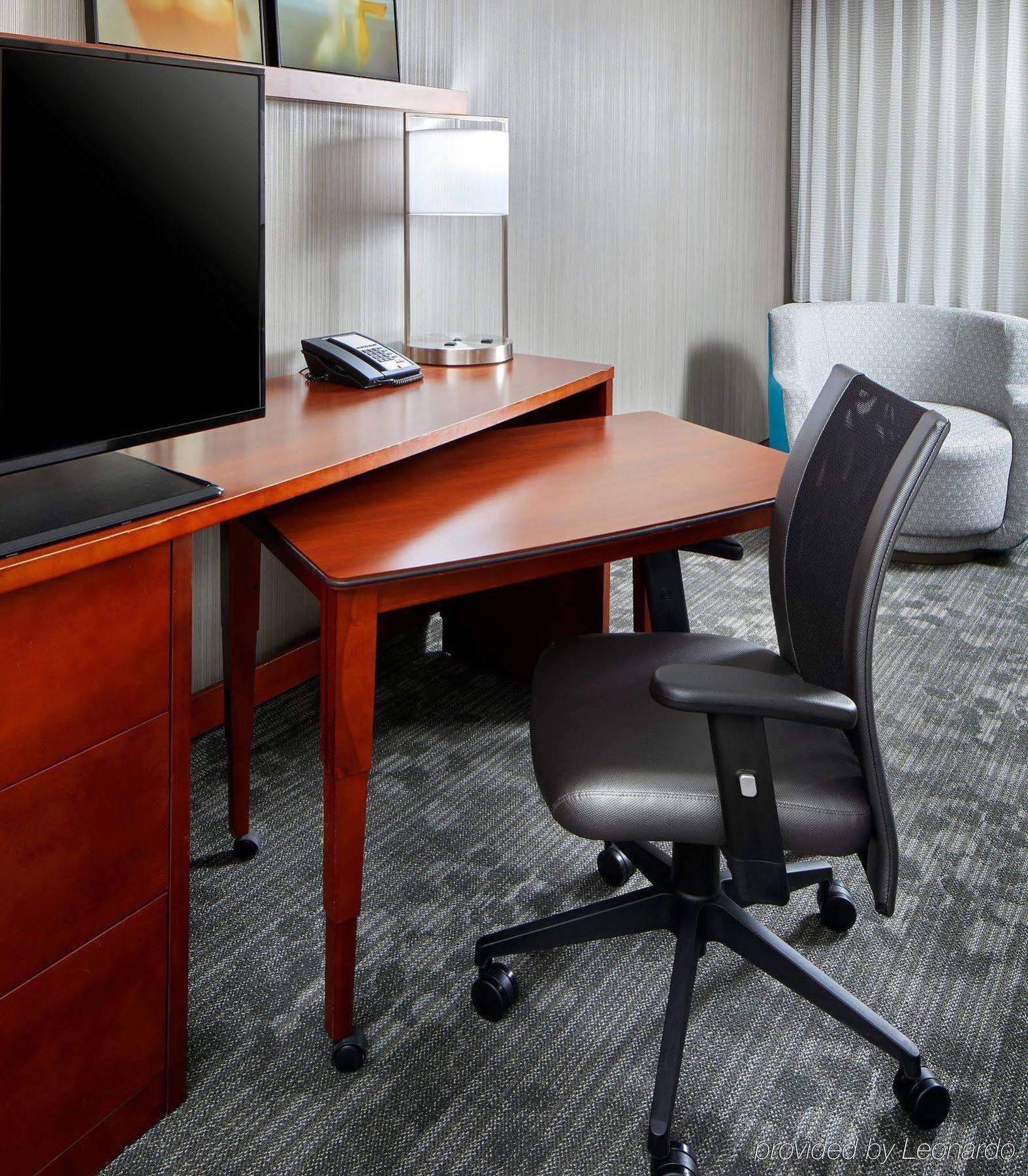 Courtyard By Marriott San Antonio Six Flags At The Rim Hotell Eksteriør bilde